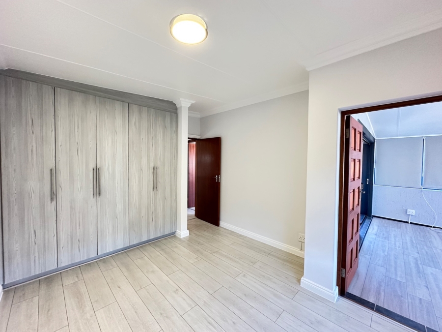 4 Bedroom Property for Sale in Hartenbos Heuwels Western Cape